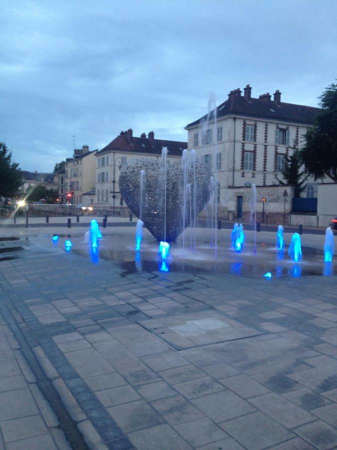 Le St Frobert Au Coeur De Troyes Daire Dış mekan fotoğraf